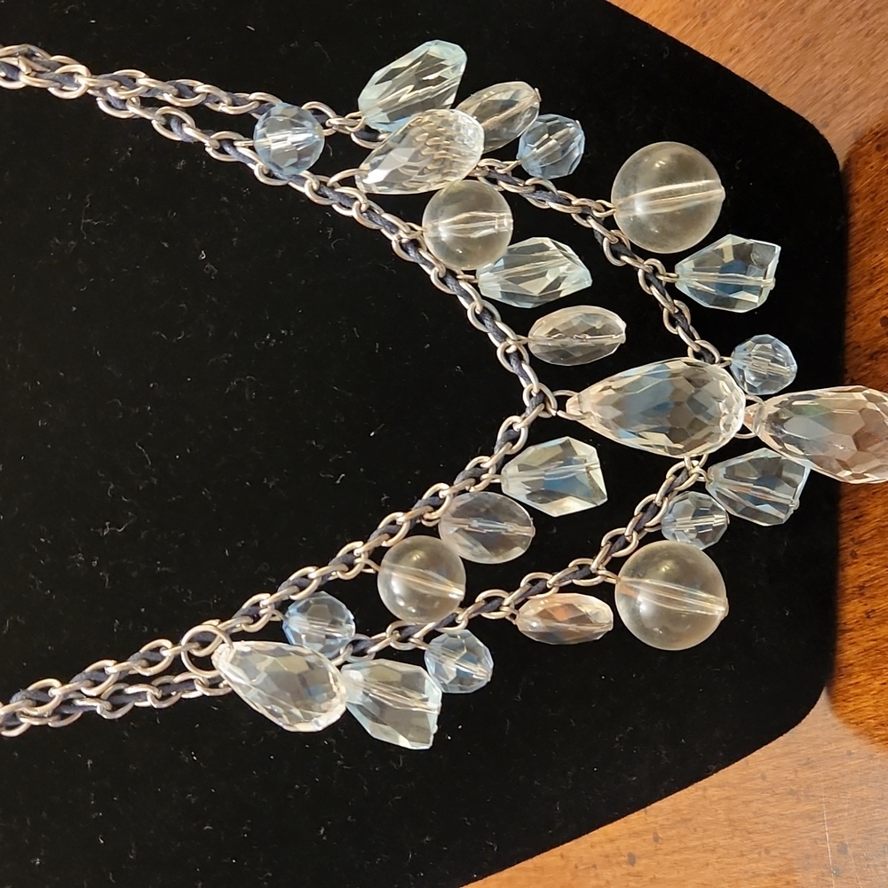 Fashion necklace, lt blue & clear stones, with silver chain, lobster claw hook - Picture 3 of 8